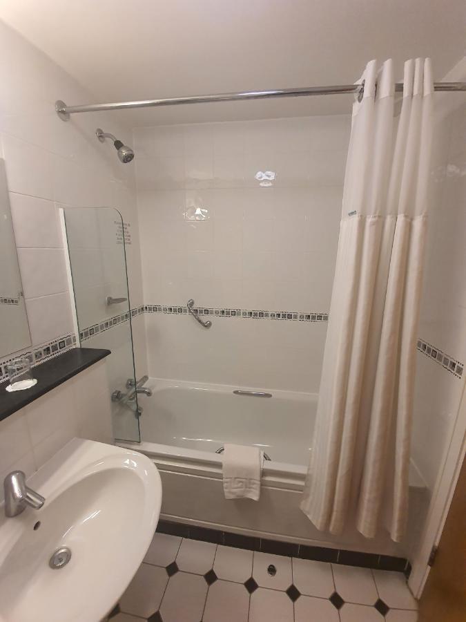 The Telford Whitehouse Hotel Ngoại thất bức ảnh
