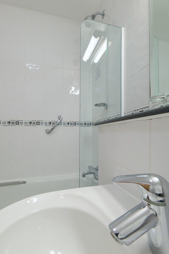 The Telford Whitehouse Hotel Ngoại thất bức ảnh